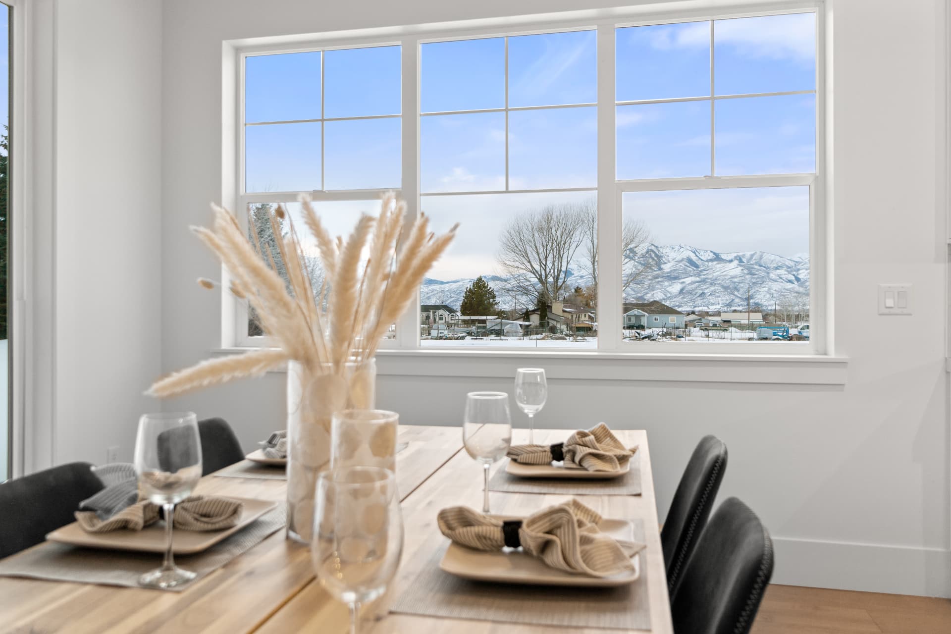 Dining nook with mountain views — Interiors photography by Dane Oliver